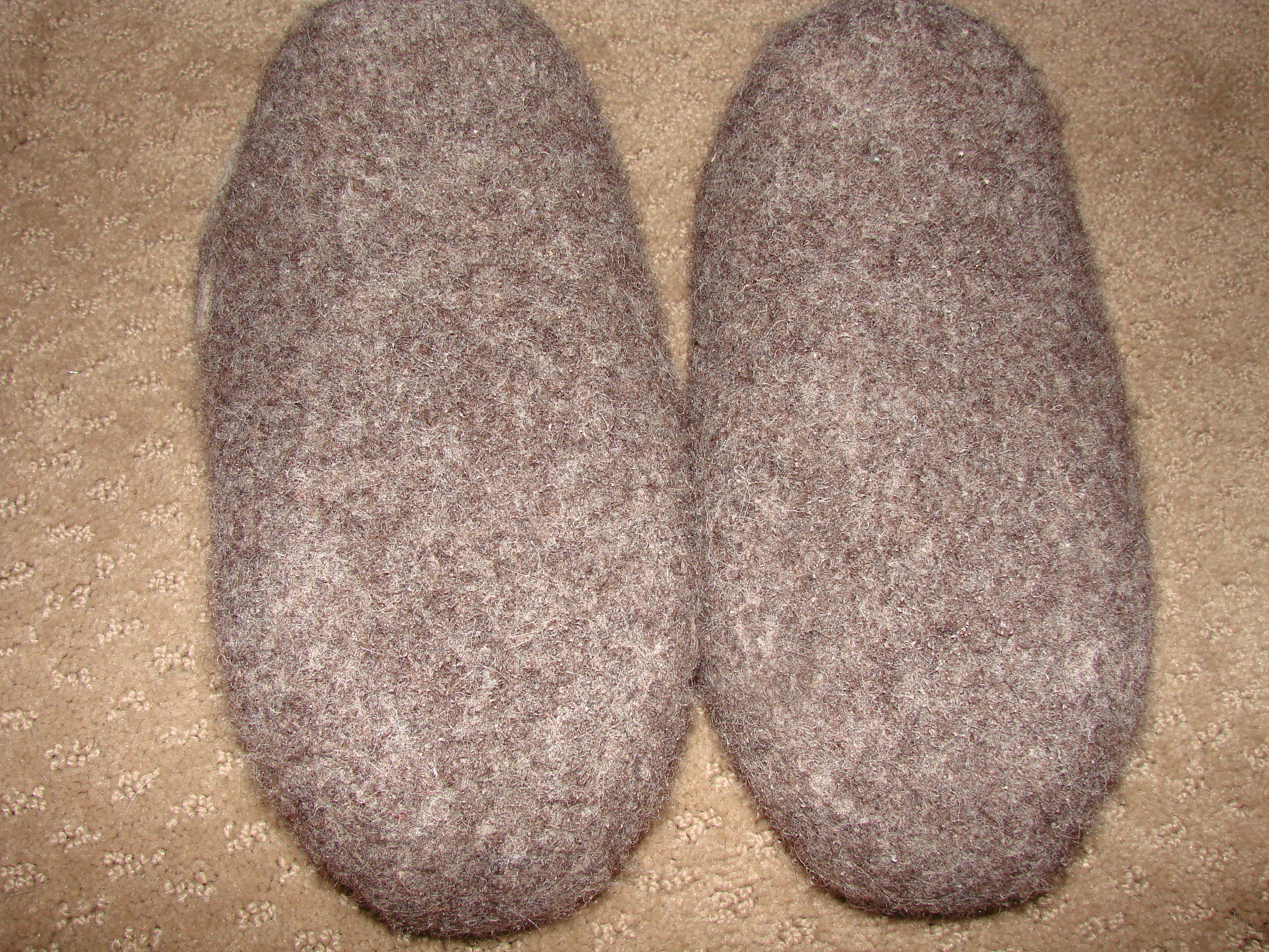slippers with rubber bottoms